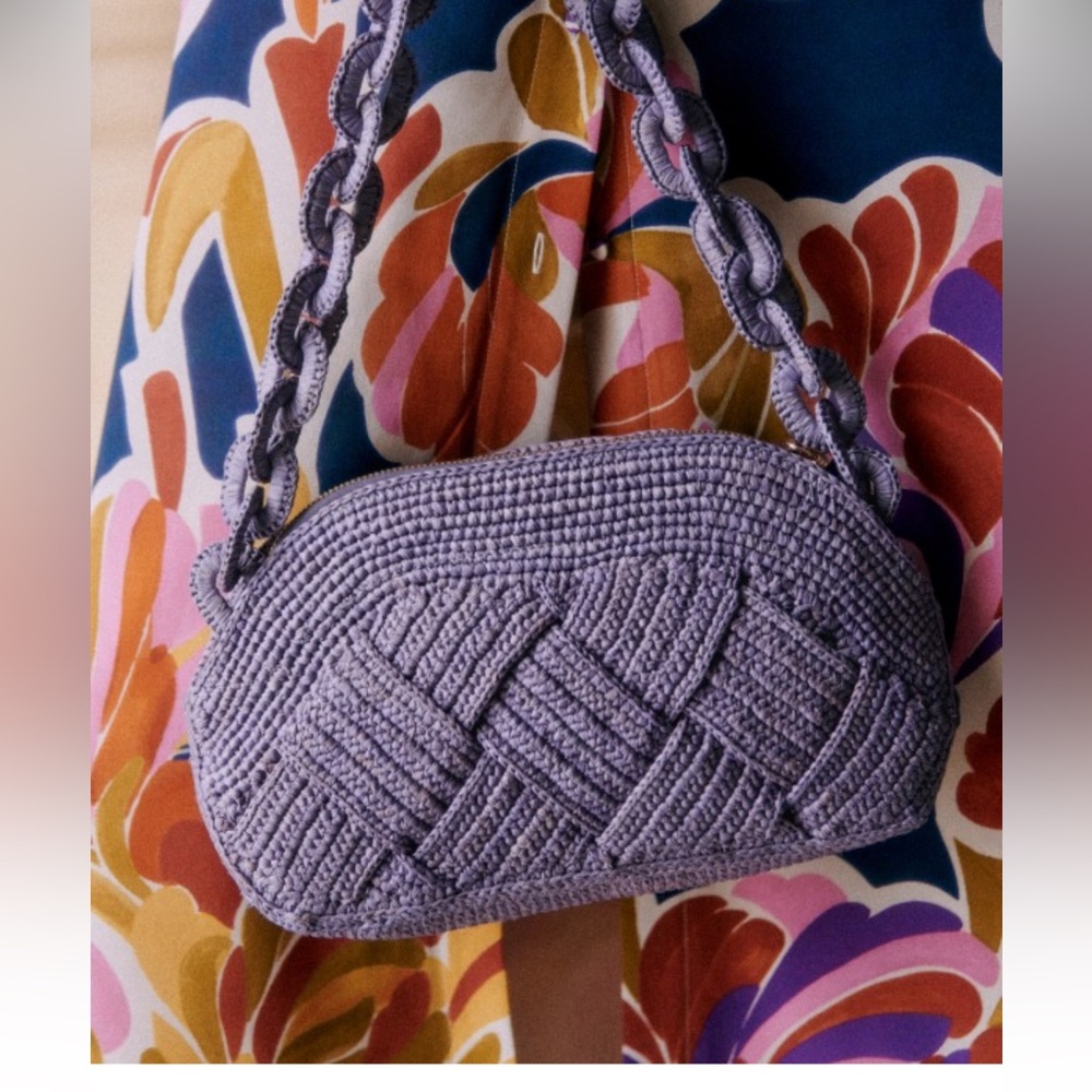 Sezane Isabelle Raffia Bag. Lilac. Excellent condition. Comes with bag.